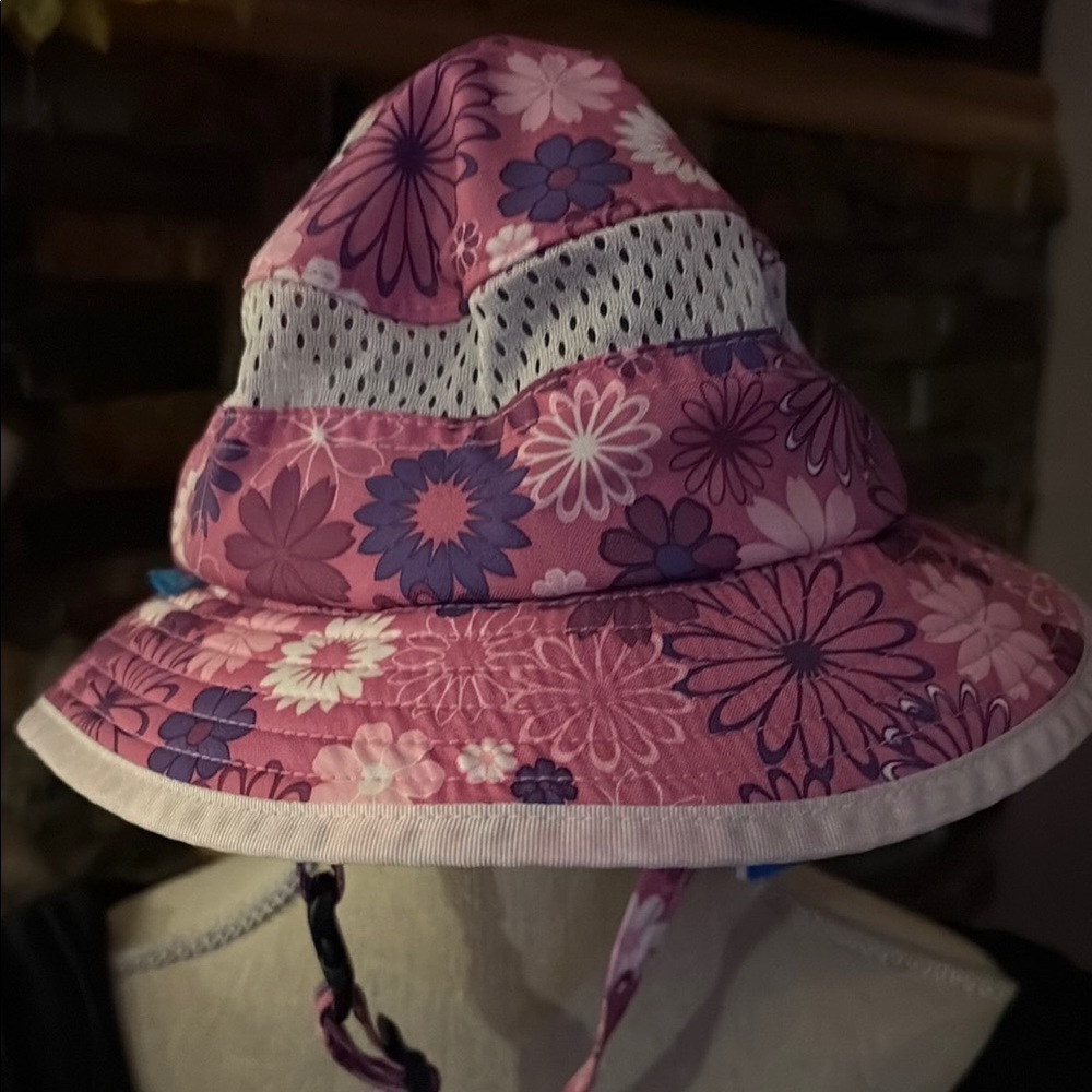 Floral Pink and Purple Infant/Baby Bucket Sun Hat UPF 50+ 0-6 months - Picture 5 of 5